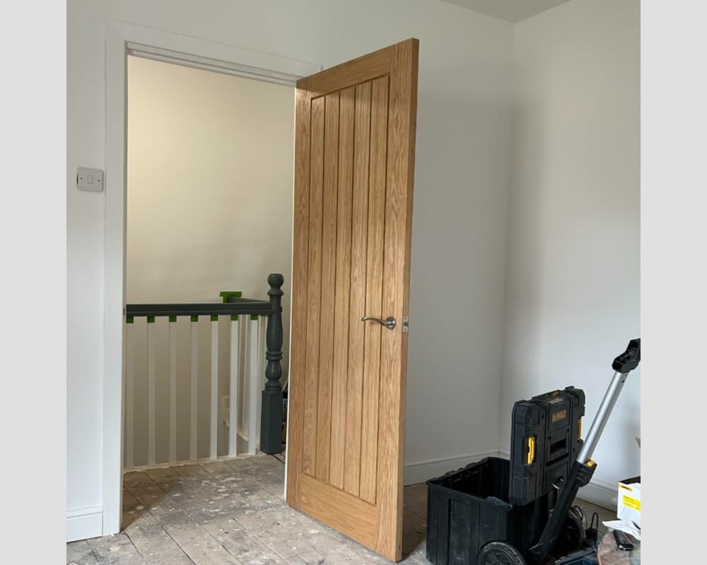 1981 x 686 x 44mm FD30 (27") Mexicano Oak - Prefinished Internal Fire Doors